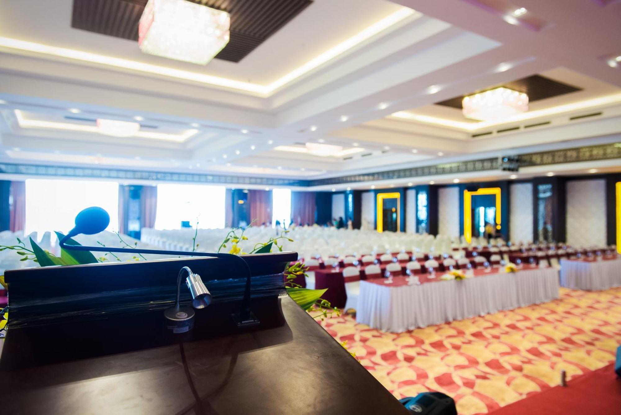 Muong Thanh Luxury Nhat Le Hotel Dong Hoi Dış mekan fotoğraf