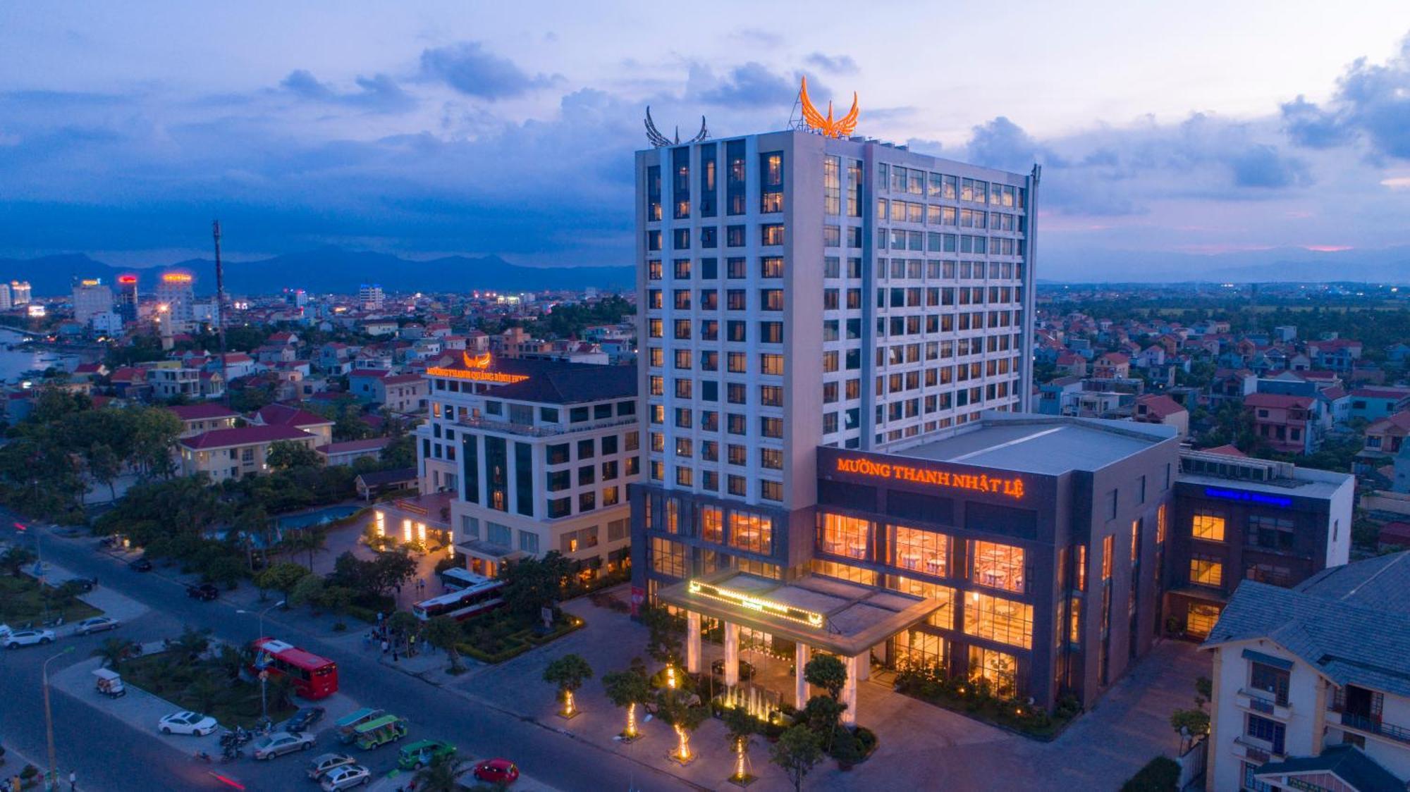 Muong Thanh Luxury Nhat Le Hotel Dong Hoi Dış mekan fotoğraf