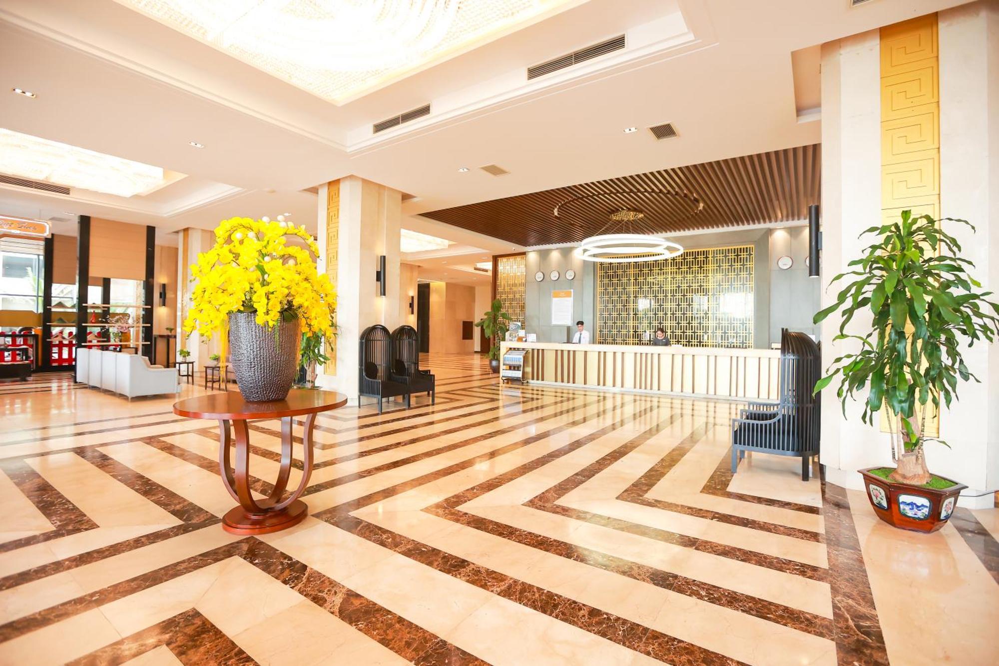 Muong Thanh Luxury Nhat Le Hotel Dong Hoi Dış mekan fotoğraf