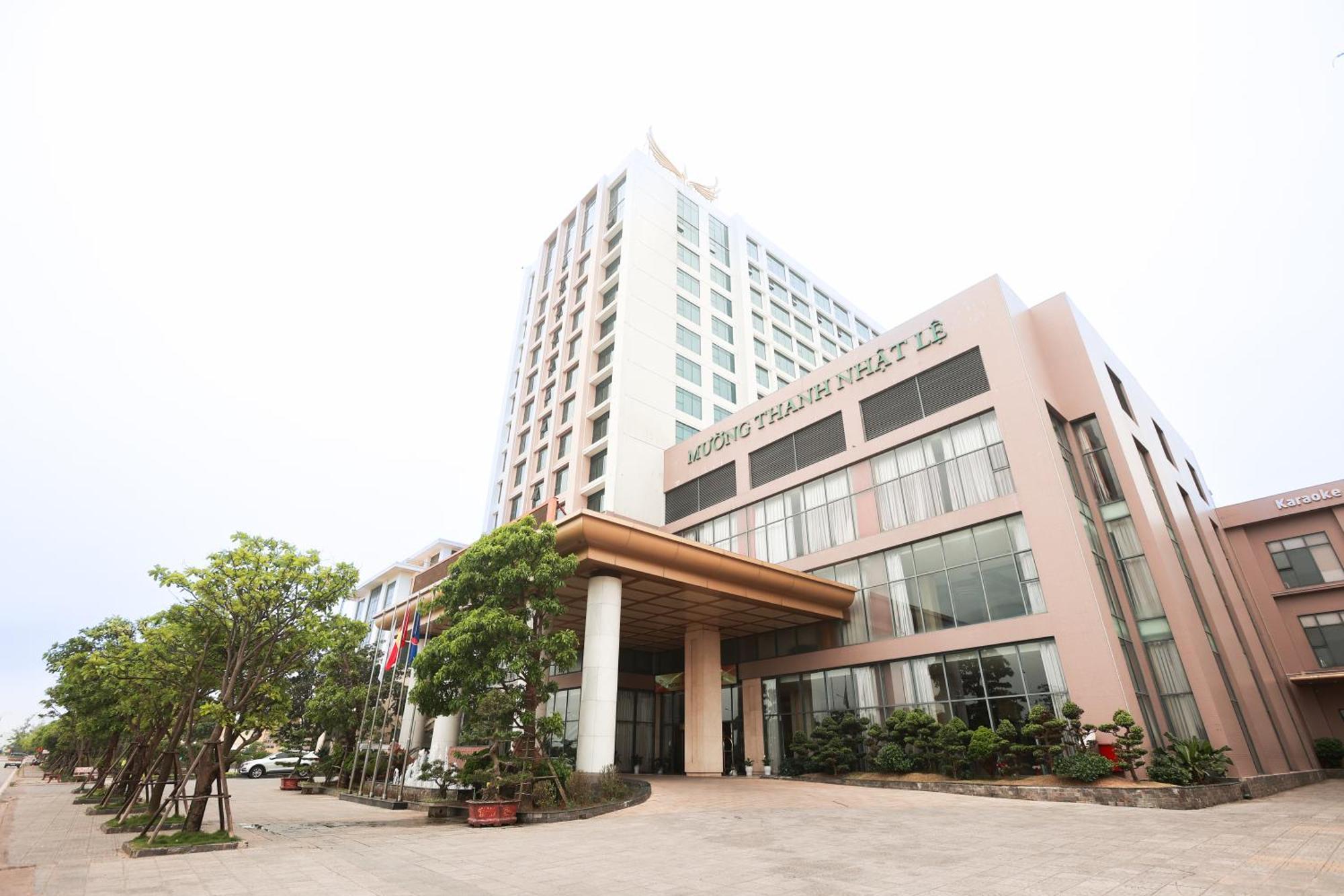 Muong Thanh Luxury Nhat Le Hotel Dong Hoi Dış mekan fotoğraf