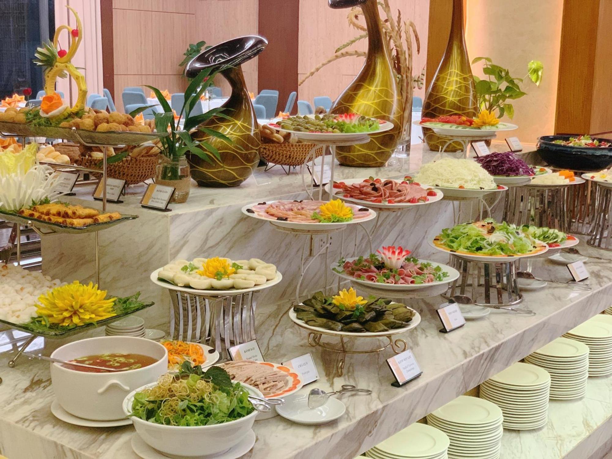 Muong Thanh Luxury Nhat Le Hotel Dong Hoi Dış mekan fotoğraf