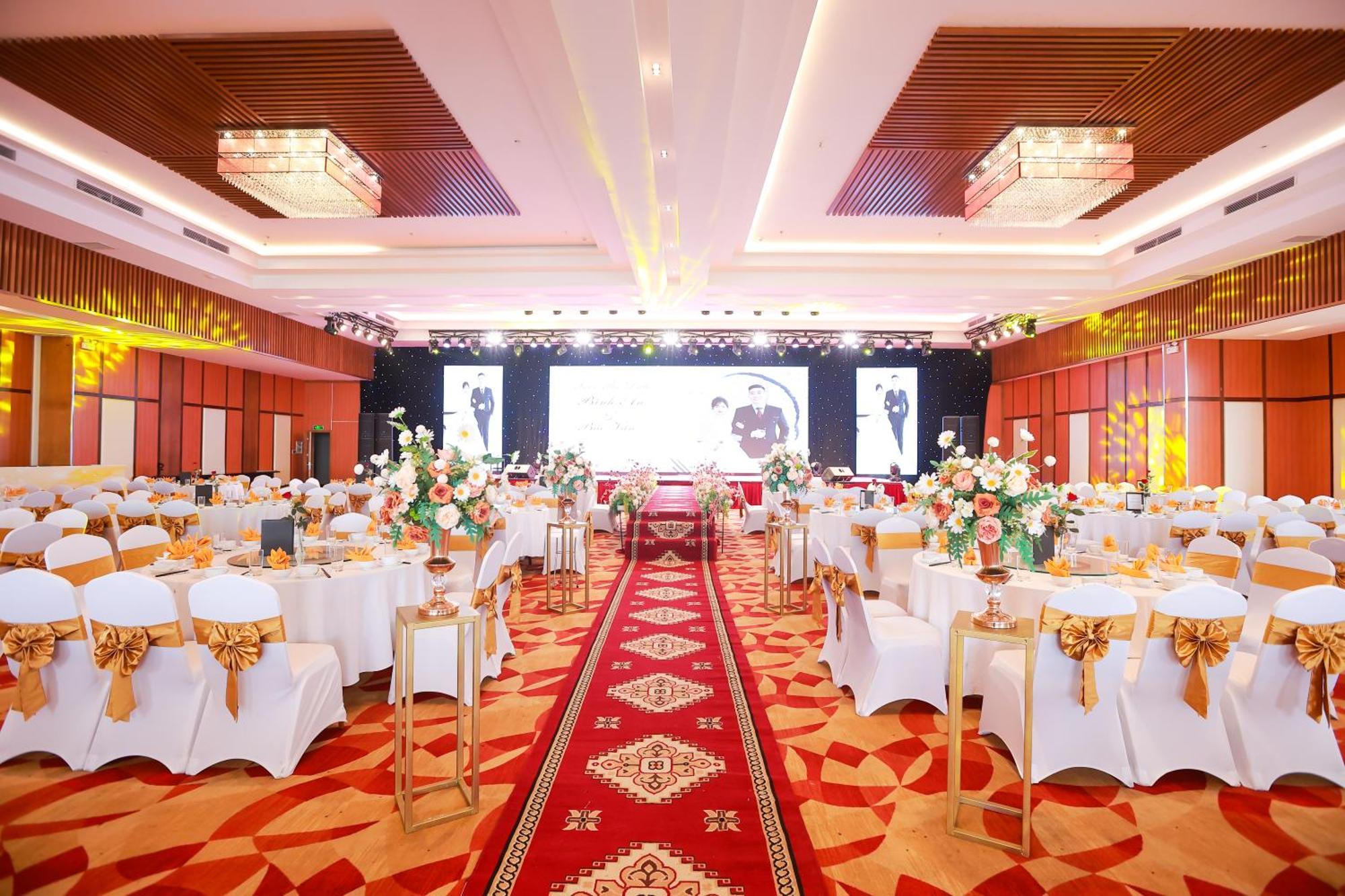 Muong Thanh Luxury Nhat Le Hotel Dong Hoi Dış mekan fotoğraf
