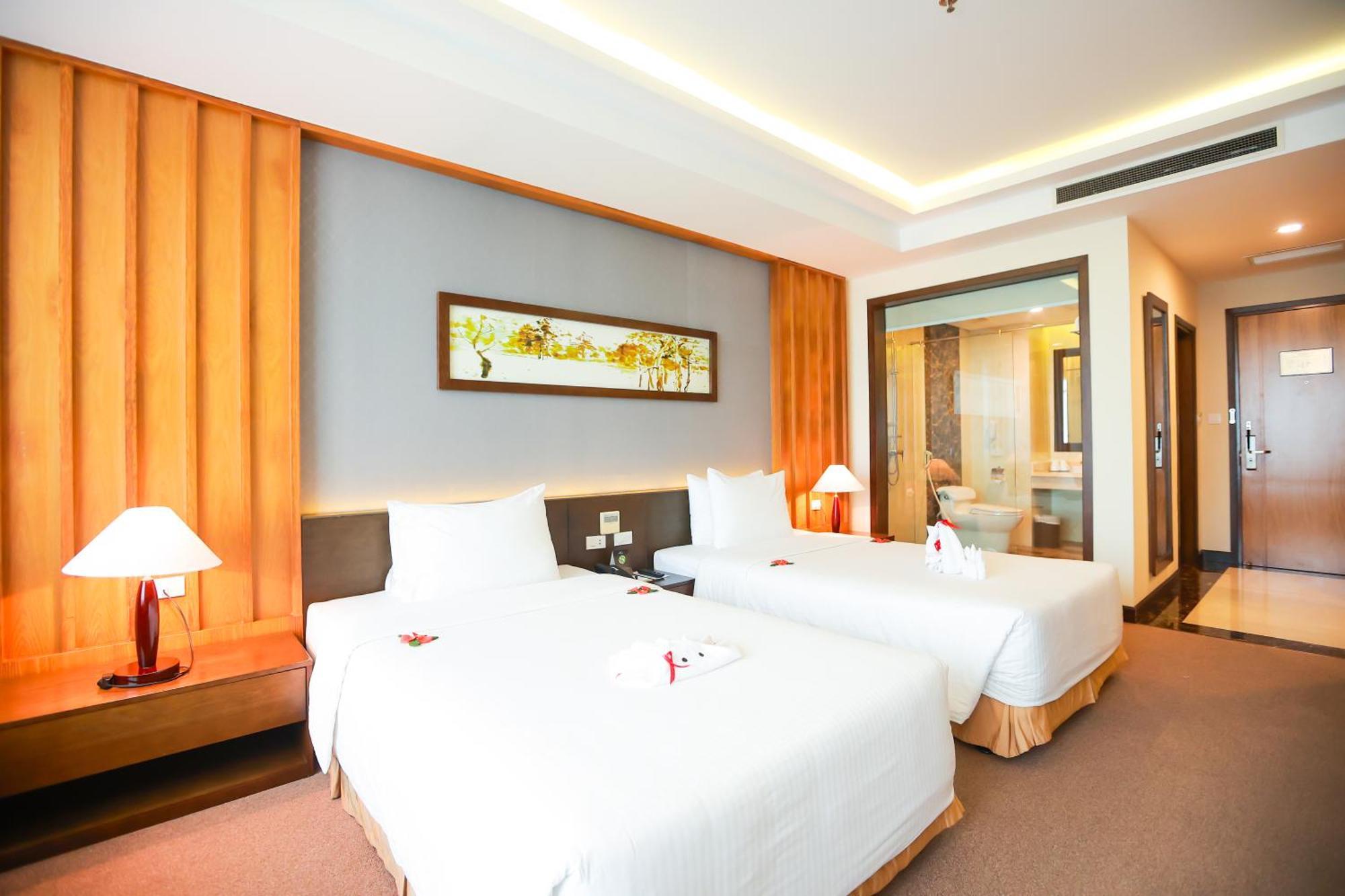 Muong Thanh Luxury Nhat Le Hotel Dong Hoi Dış mekan fotoğraf