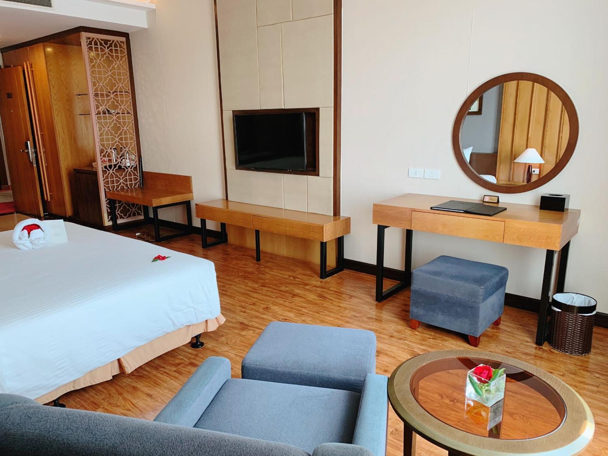 Muong Thanh Luxury Nhat Le Hotel Dong Hoi Dış mekan fotoğraf