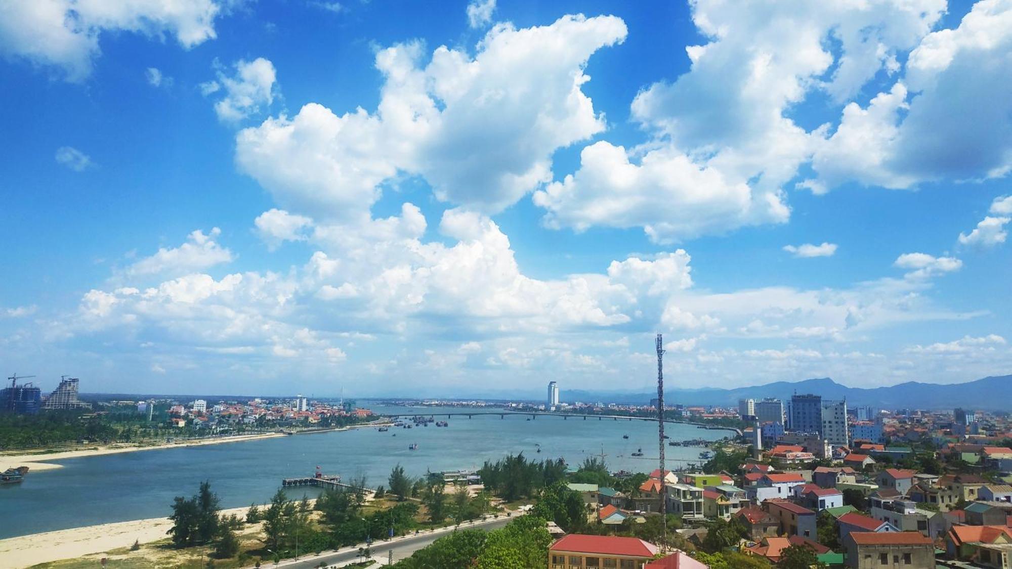 Muong Thanh Luxury Nhat Le Hotel Dong Hoi Dış mekan fotoğraf